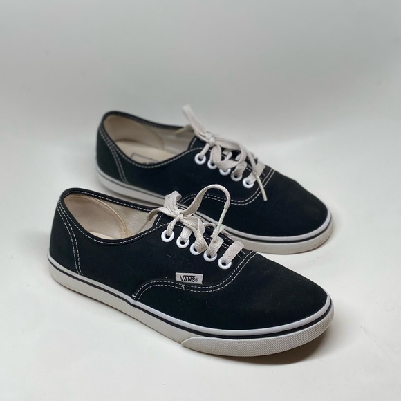 Vans black authentic sneaker womens 6.5 - Picture 5 of 6